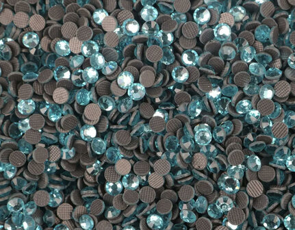 Rhinestones ss10 Aquamarine