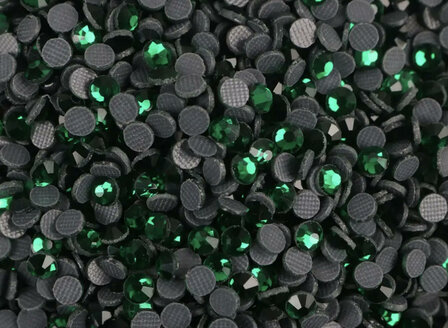Rhinestones ss6 Emerald